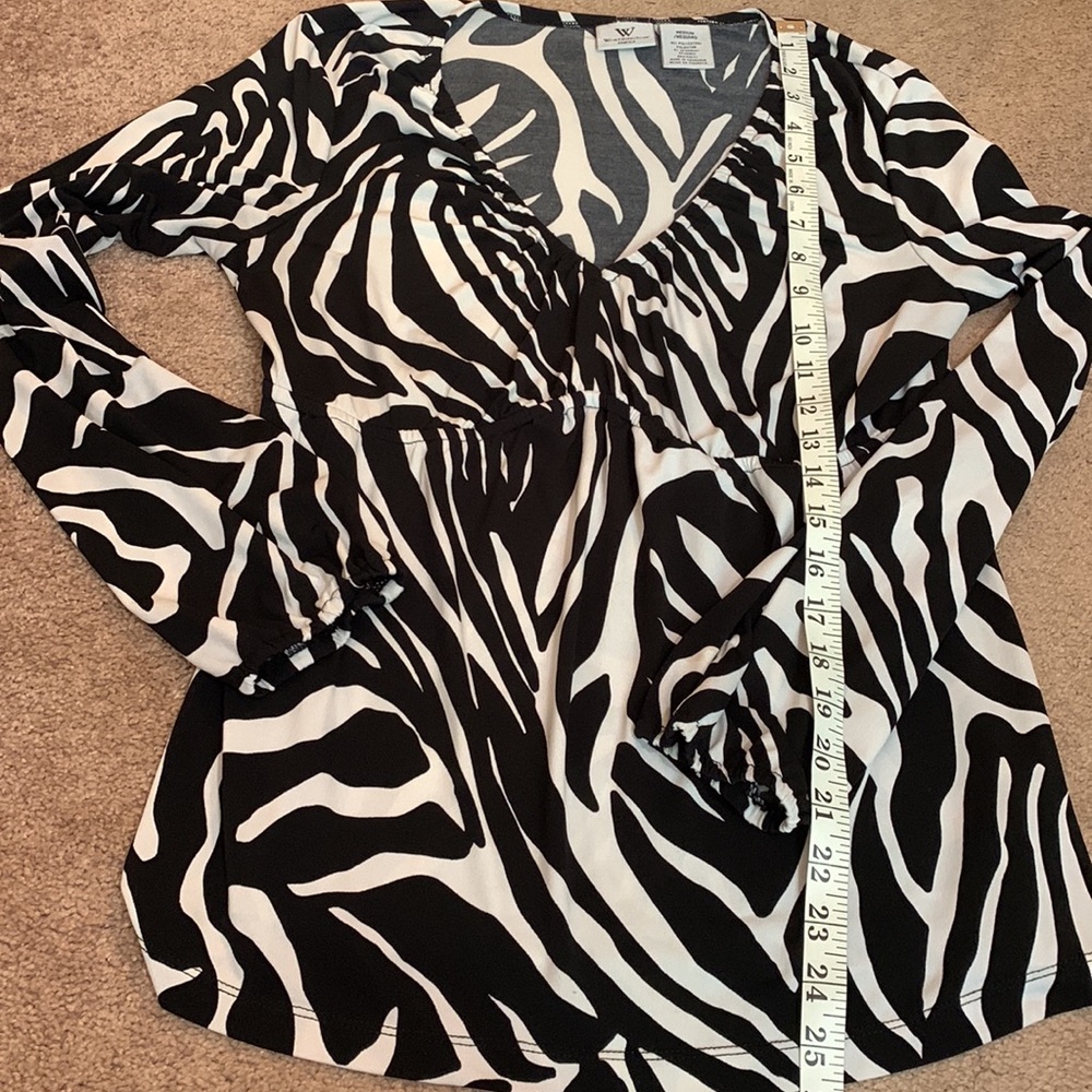 EUC Women’s Worthington Stretch Long Sleeved Zebra Print Blouse - Picture 5 of 5